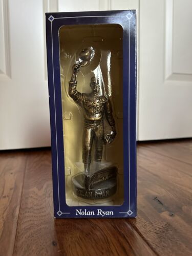 Nolan Ryan The 5000th Strikeout DR Horton Bronze Statue W/Box Round Rock Express 海外 即決