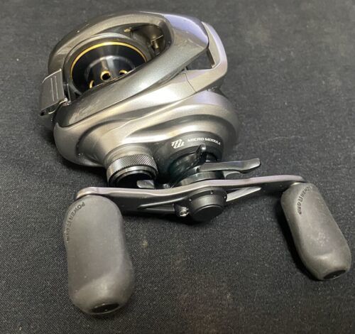 Shimano Metanium HG 7.4 Right Hand Reel 海外 即決