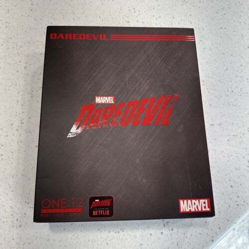 Mezco One:12 Marvel Daredevil Netflix Action Figure NEW Red Suit Disney 海外 即決