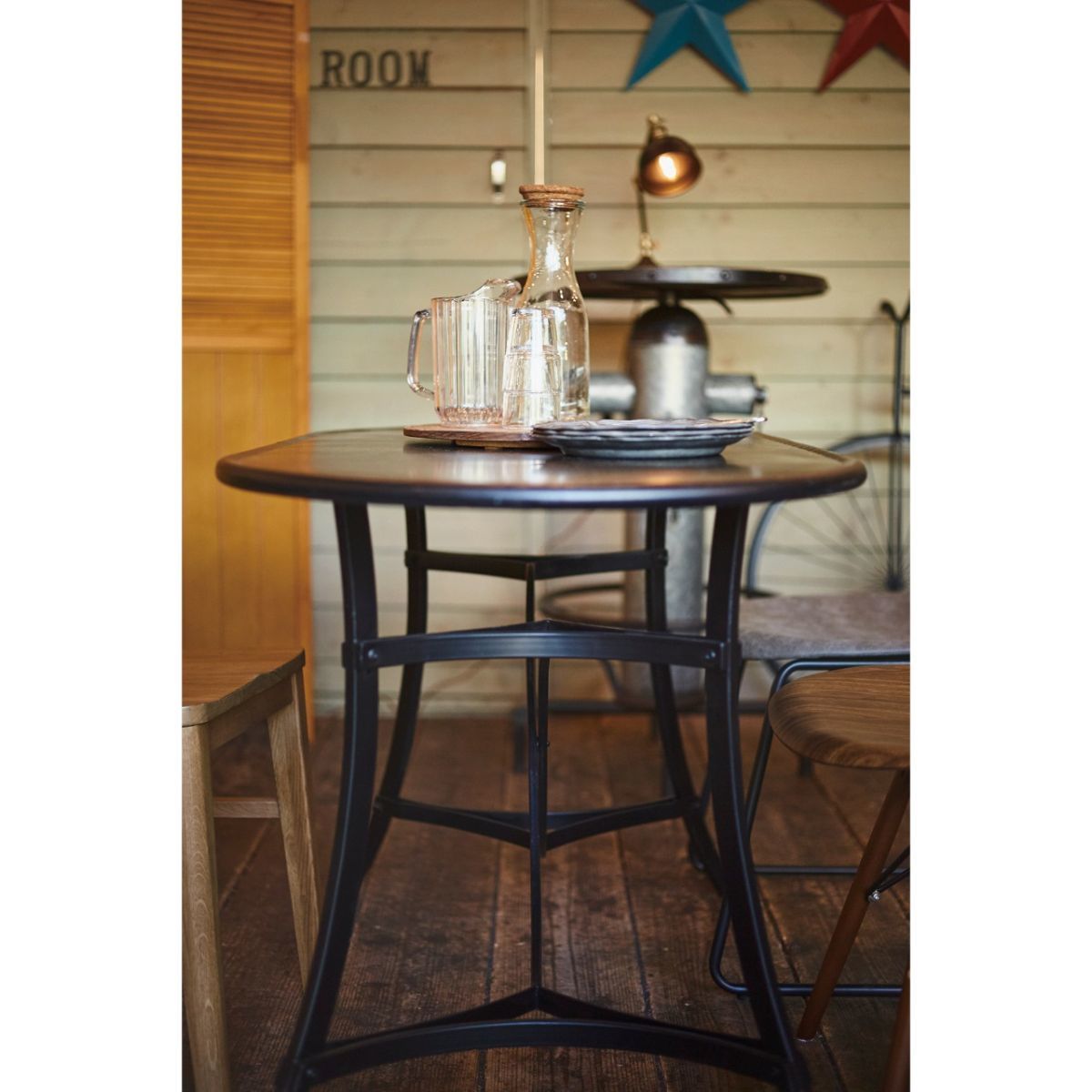 ELS-215 センター テーブル カフェ スチール ブラック 丸テーブル モダン デザイナー 北欧 かわいい アメリカン 北欧 ビンテージ 国内発送