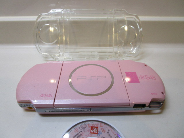 PSP3000　AKB48限定　極美品USED　ソフト1枚付き_画像1