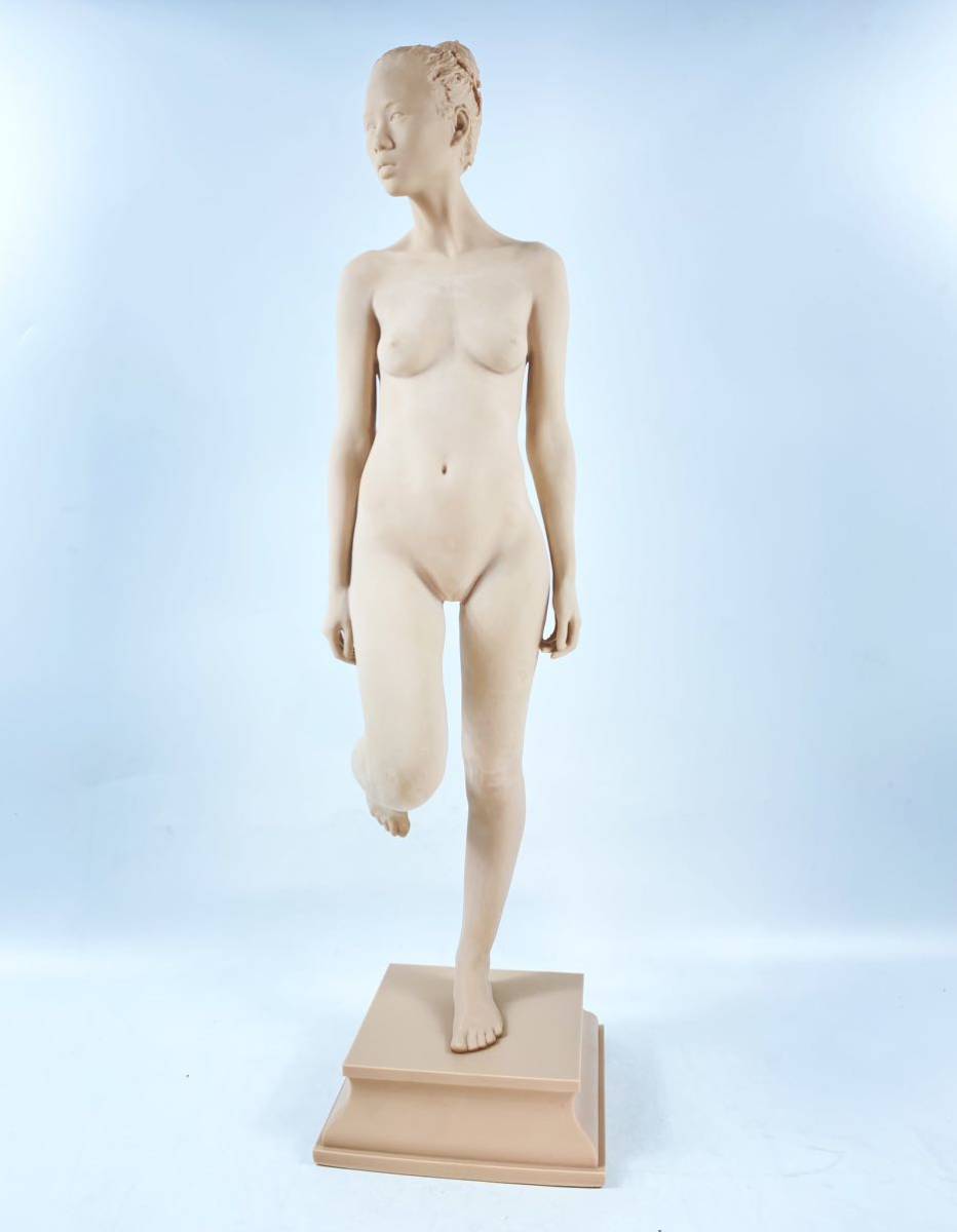 【福蔵】超特大型 西洋美術 置物 美人 裸婦 ヌード 樹脂製 少女 女神 女性 高54.8cm_画像3