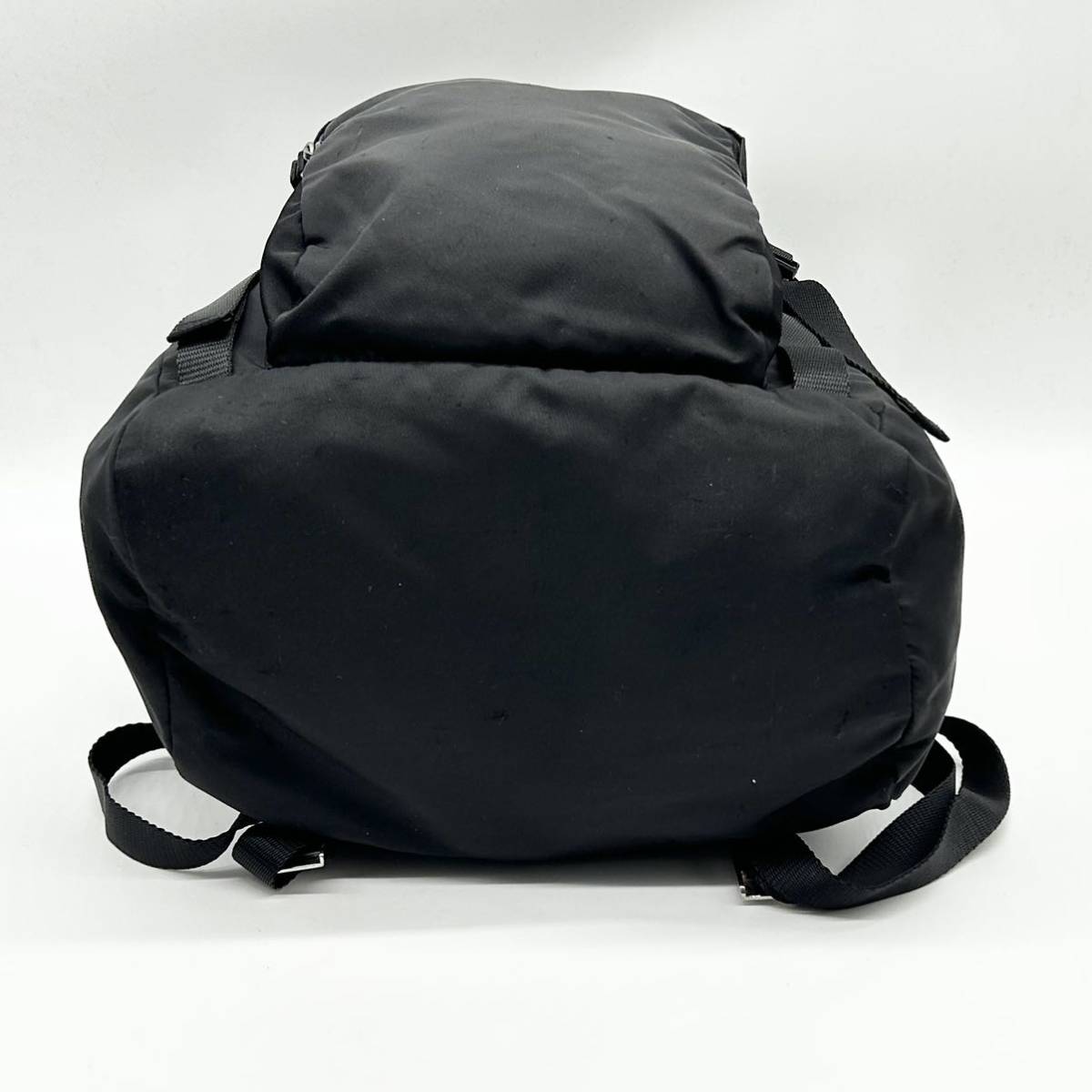 ●高級●PRADA プラダ 特大サイズ リュックサック バックパック デイパック ビジネス 鞄 かばん A4 大容量 V135 メンズ 黒 ブラック_画像7