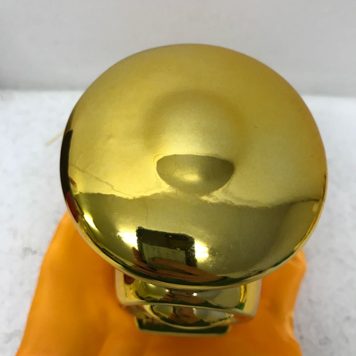 0214E 貯金箱 郵便ポスト ゴールド GOLD140 ゴールド貯金箱 陶器 置物 横:約7.8cm 奥:約8cm 高さ:約13cm 雑貨 箱付きの画像3