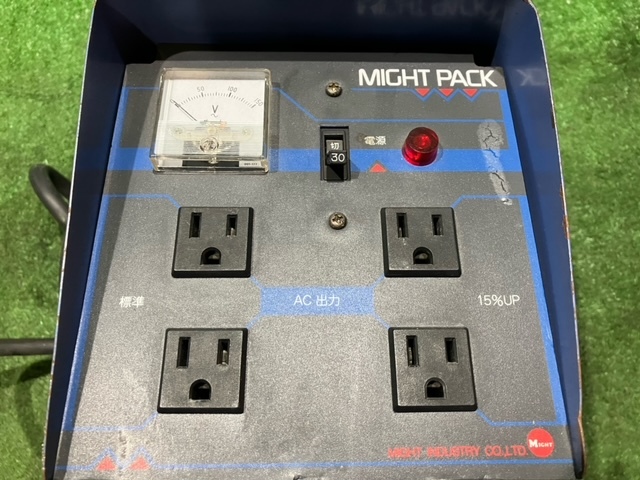 愛知発☆ MIGHT INDUSTRIAL MIGHTPACK MD3000 200V→100V 電圧トランス 電圧変換器 変圧器 ダウントランス 降圧 100サイズ 商品説明要確認_画像6