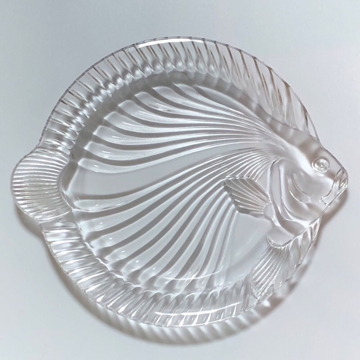 未使用  大皿 ガラス 皿  魚  カレイ　昭和レトロ SOGA 曽我ガラス