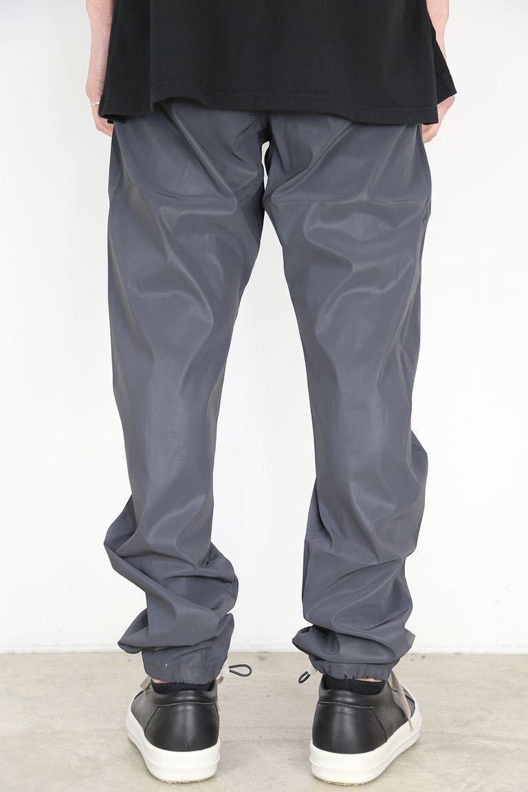 ★送料無料★【レア 新品】サイズS FOG ESSENTIALS TRACK NYLON PANTS ブラック シルバー エッセンシャルズ トラック ナイロン パンツ