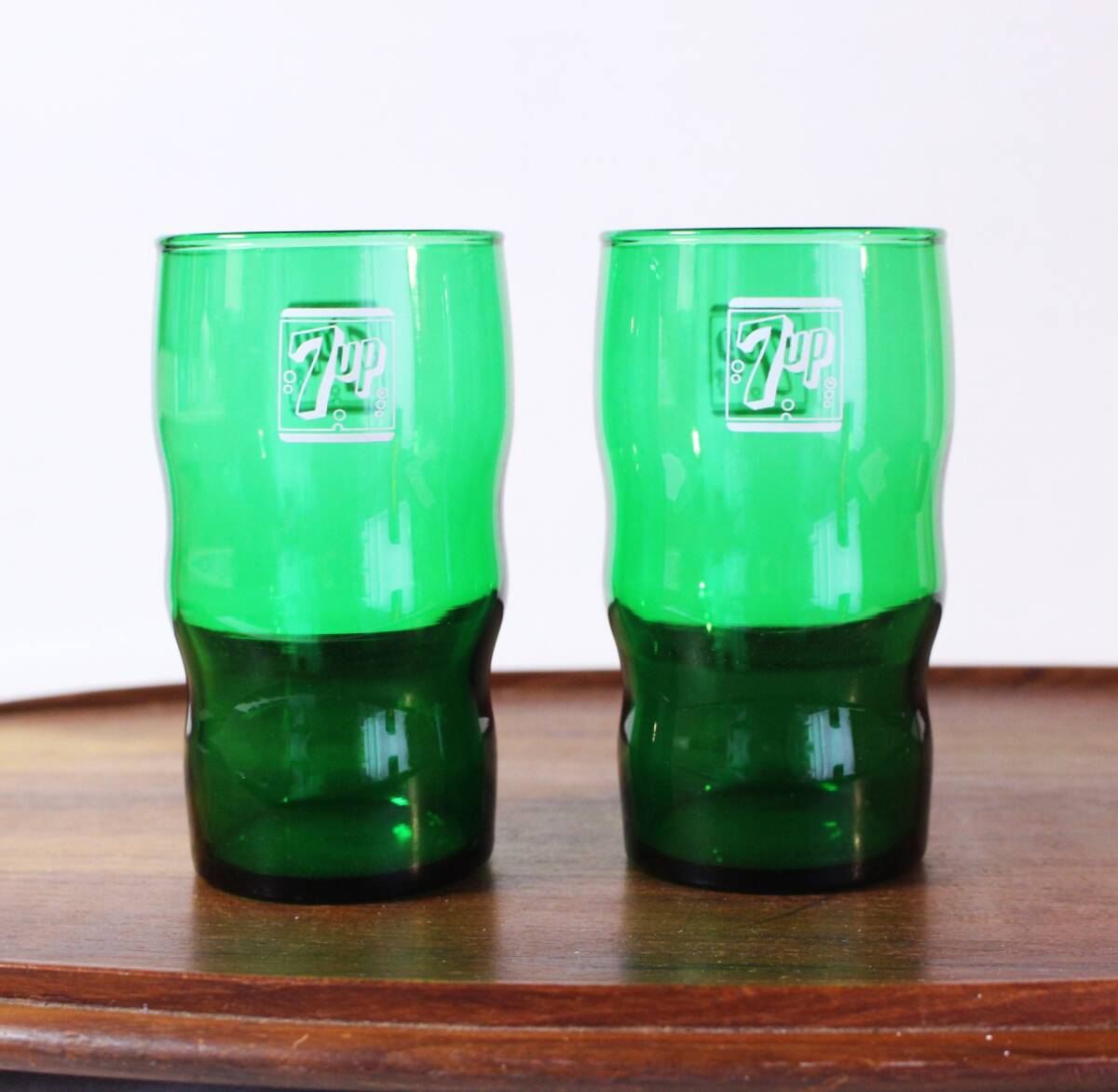  free shipping 2 piece set beautiful goods! V anchor ho  King Fire King 7UP tumbler juice glass Vintage America made 