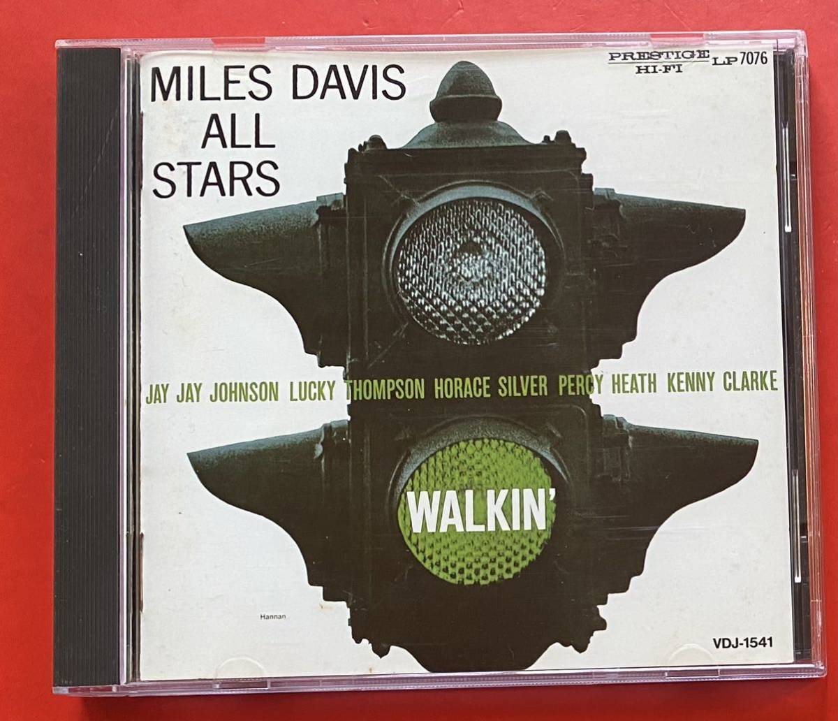 【CD】マイルス・デイヴィス「WALKIN’」MILES DAVIS 国内盤 [12270132]_画像1