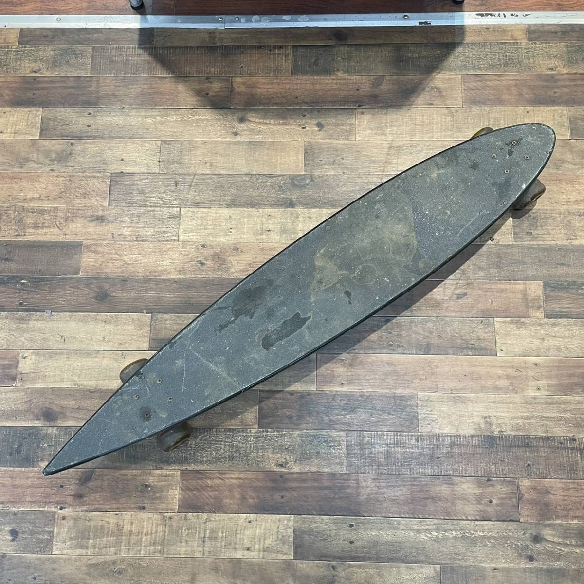 大注目 送料無料h57253 NBN ロングスケートボード USA製 スケボー 124cm × 22.5cm PRESSWORKS 完成品、コンプリートセット