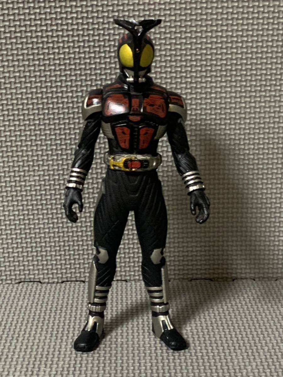 中古品ソフビ　仮面ライダーダークカブト_画像1