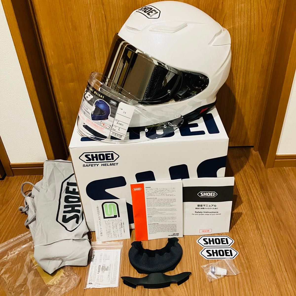 美品 SHOEI Z-8 ルミナスホワイト Lサイズ 新品クリアシールド 美品 SHOEI Z-8 ルミナスホワイト Lサイズ 新品クリアシールド