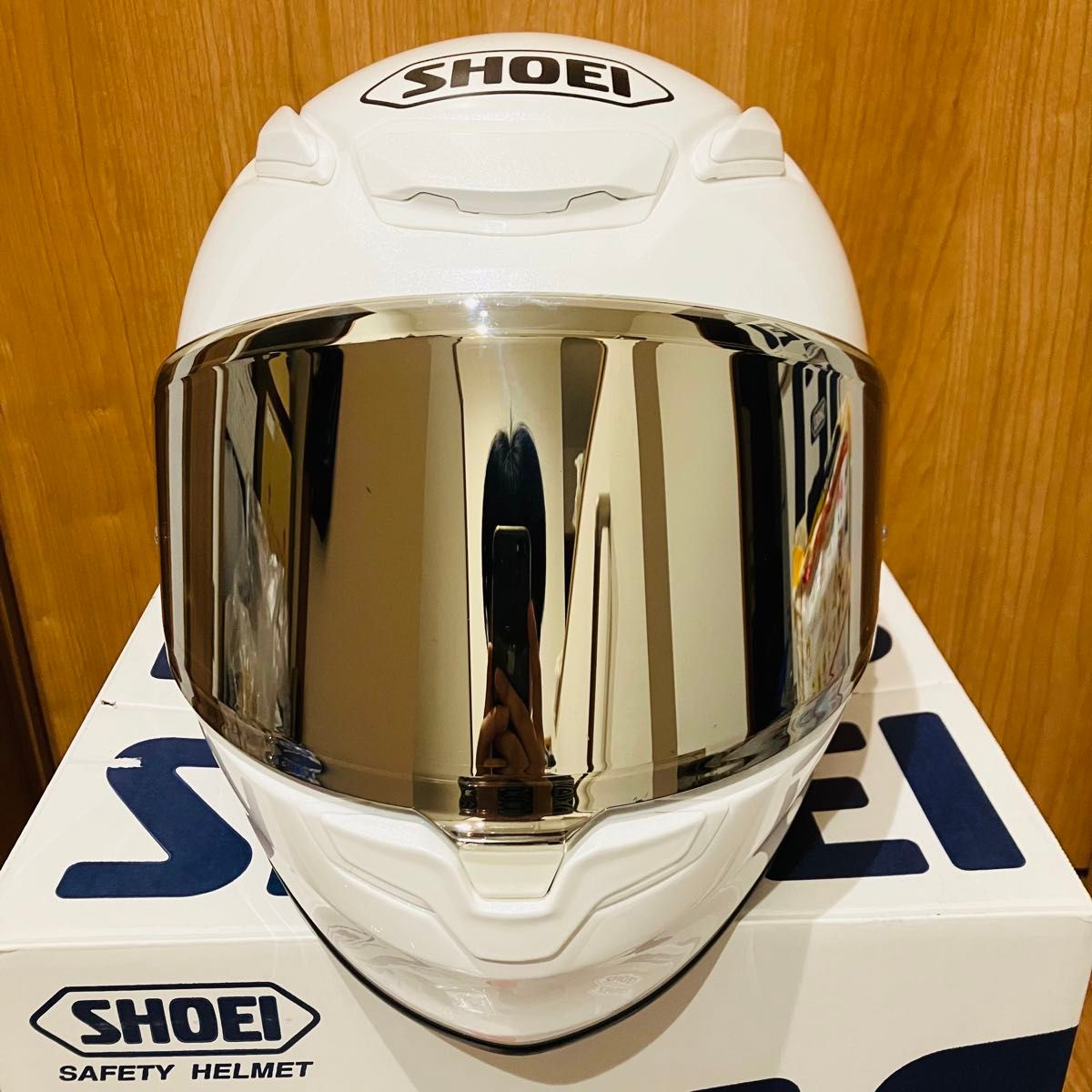 美品 SHOEI Z-8 ルミナスホワイト Lサイズ 新品クリアシールド 美品 SHOEI Z-8 ルミナスホワイト Lサイズ 新品クリアシールド