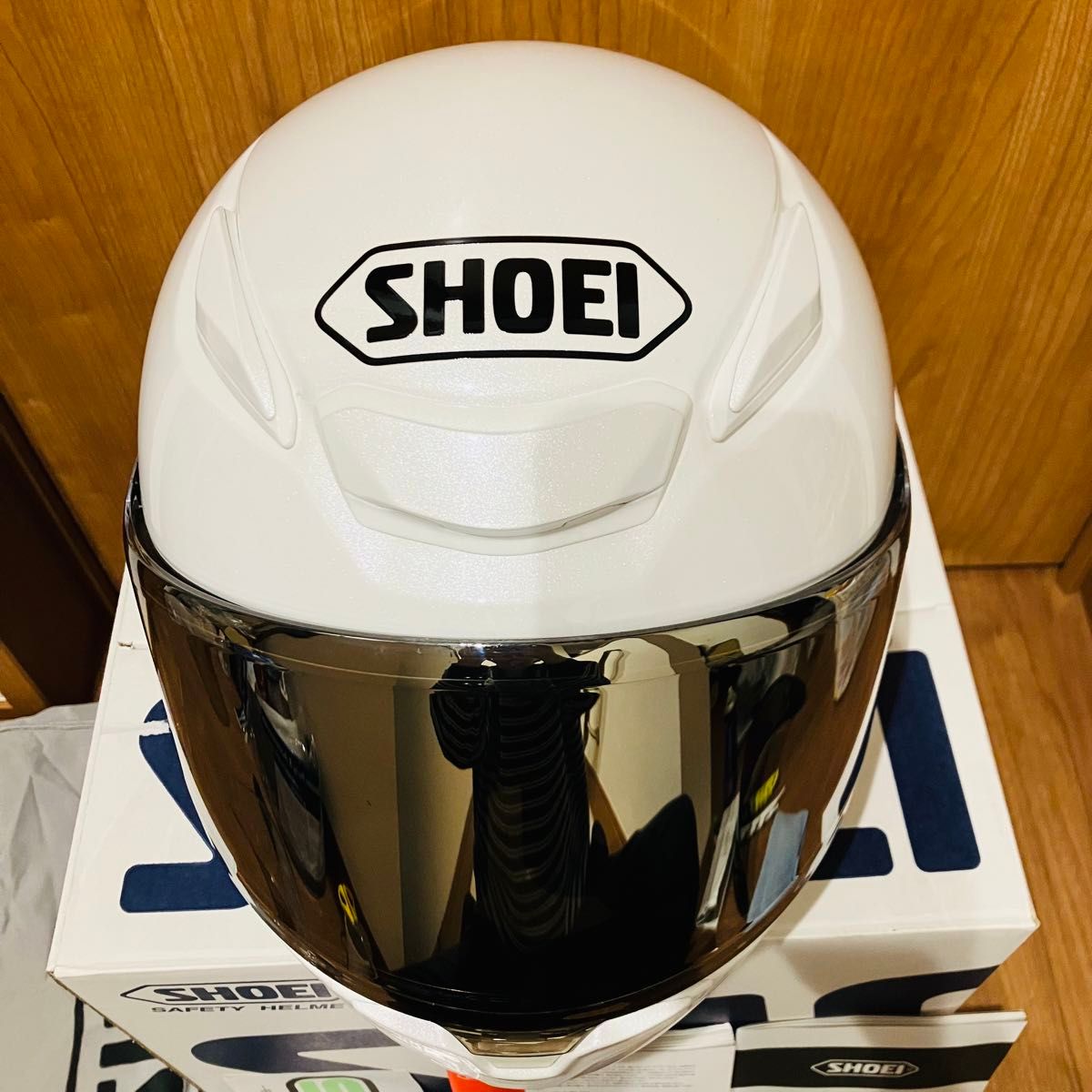 美品 SHOEI Z-8 ルミナスホワイト Lサイズ 新品クリアシールド 美品 SHOEI Z-8 ルミナスホワイト Lサイズ 新品クリアシールド