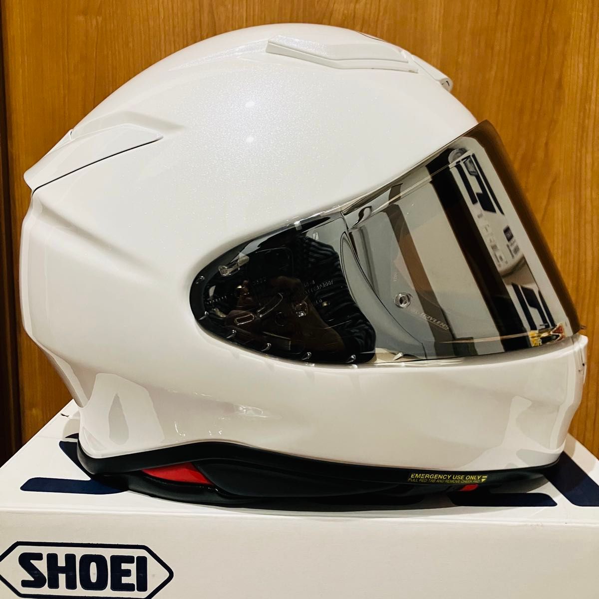 美品 SHOEI Z-8 ルミナスホワイト Lサイズ 新品クリアシールド 美品 SHOEI Z-8 ルミナスホワイト Lサイズ 新品クリアシールド