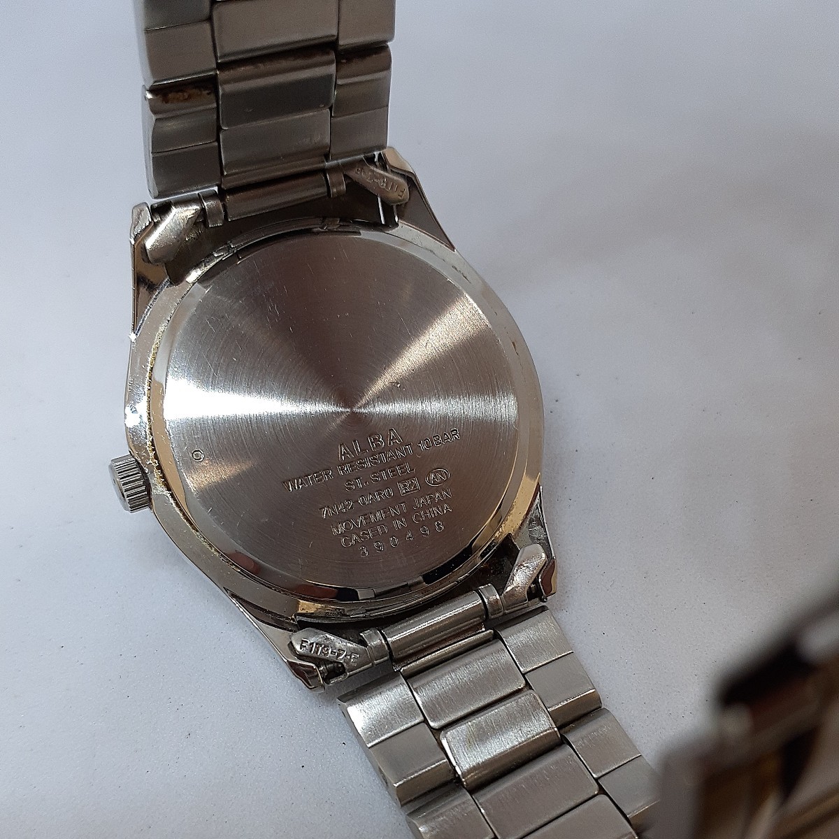 SEIKO セイコー ALBA アルバ 7N42-0AR0 10BAR メンズ 腕時計 デイト クォーツ 未稼働_画像10