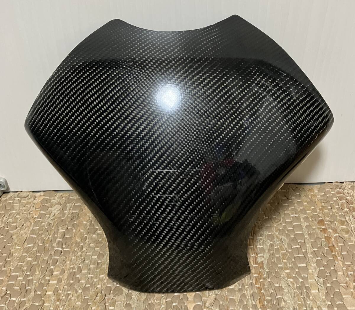 CBR1100XX スーパーブラックバード用　クレバーウルフ製カーボンタンクパッド_画像1