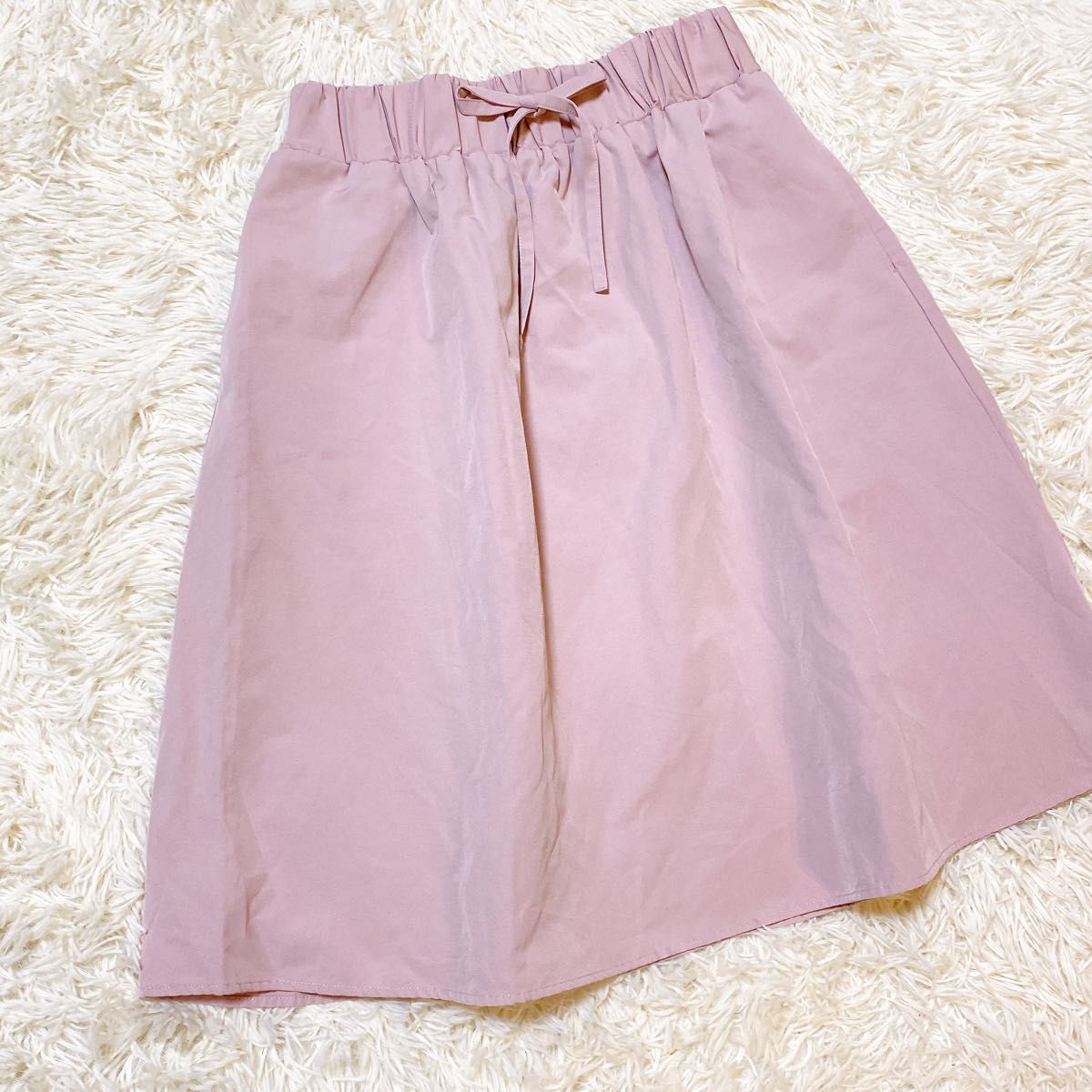 【ジーユー】GU スカート ひざ丈 フレア シンプル ウエストゴム くすみカラー