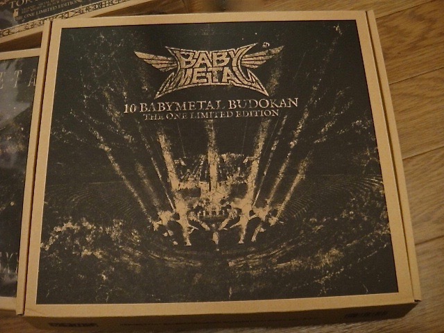 BABYMETAL /10 BABYMETAL BUDOKAN+LIVE AT TOKYO DOME+METAL GALAXY EXTRA SHOW+アナログ3枚/Blu-ray+CD+おまけ付/THE ONE//ジャパメタ_画像2