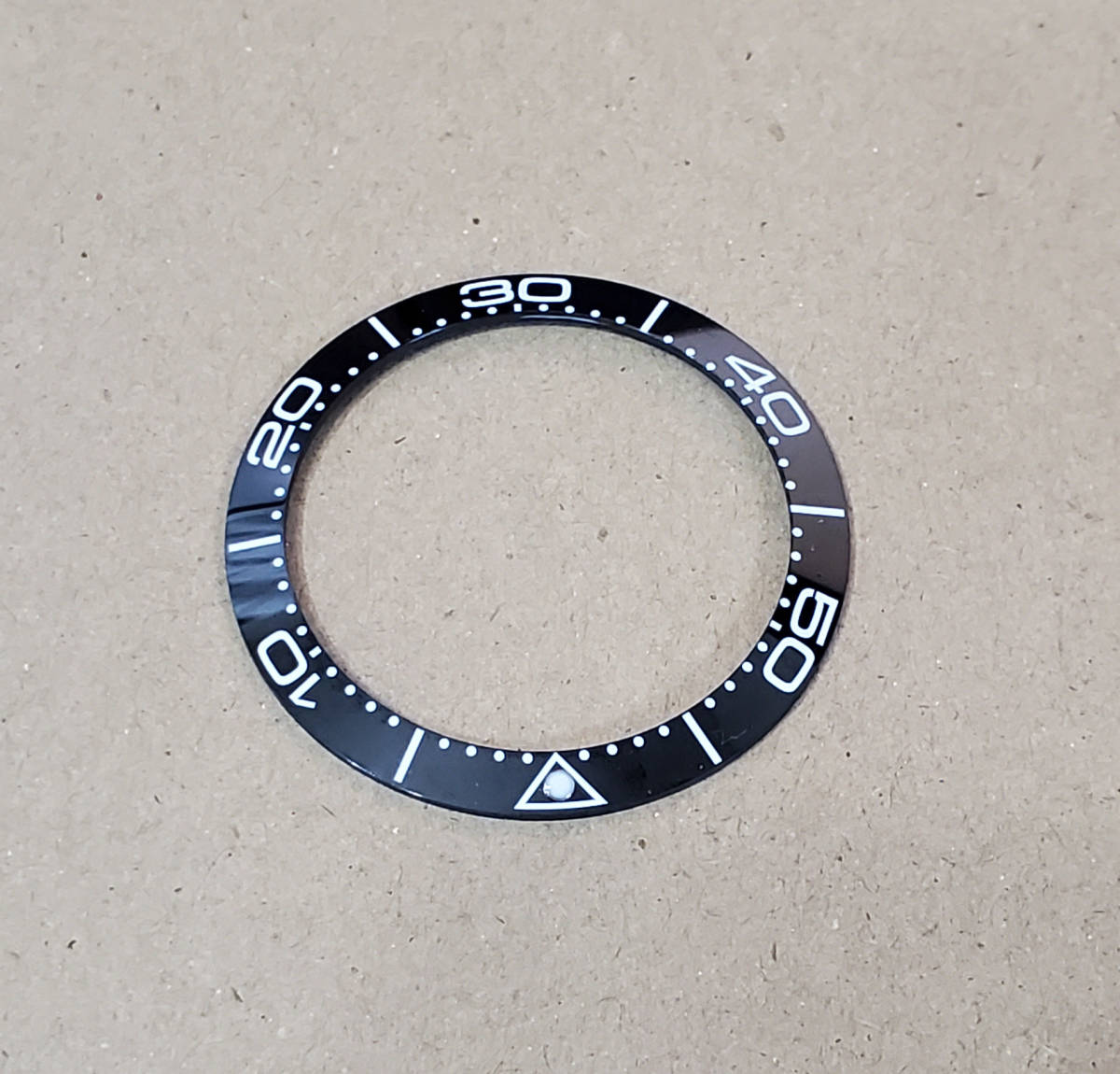 社外部品 腕時計 修理交換用 ブラック セラミック 黒 ベゼルインサート OMEGA オメガ シーマスター300 ベゼル 社外品の画像3