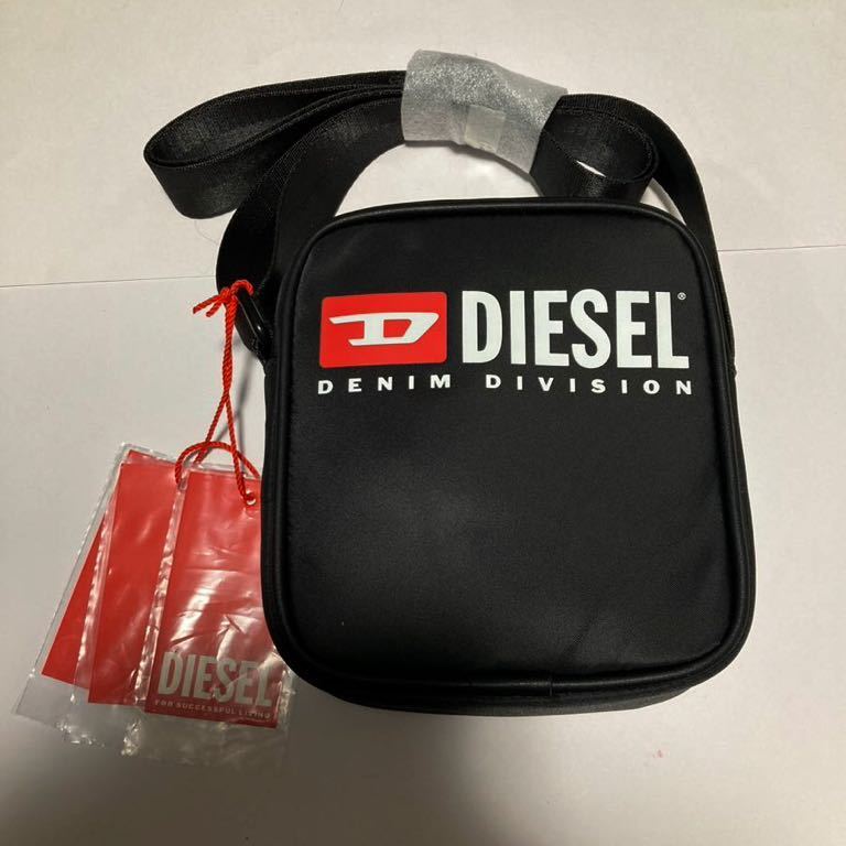 DIESEL ショルダーバッグ ブラックメンズ　未使用品　送料込み