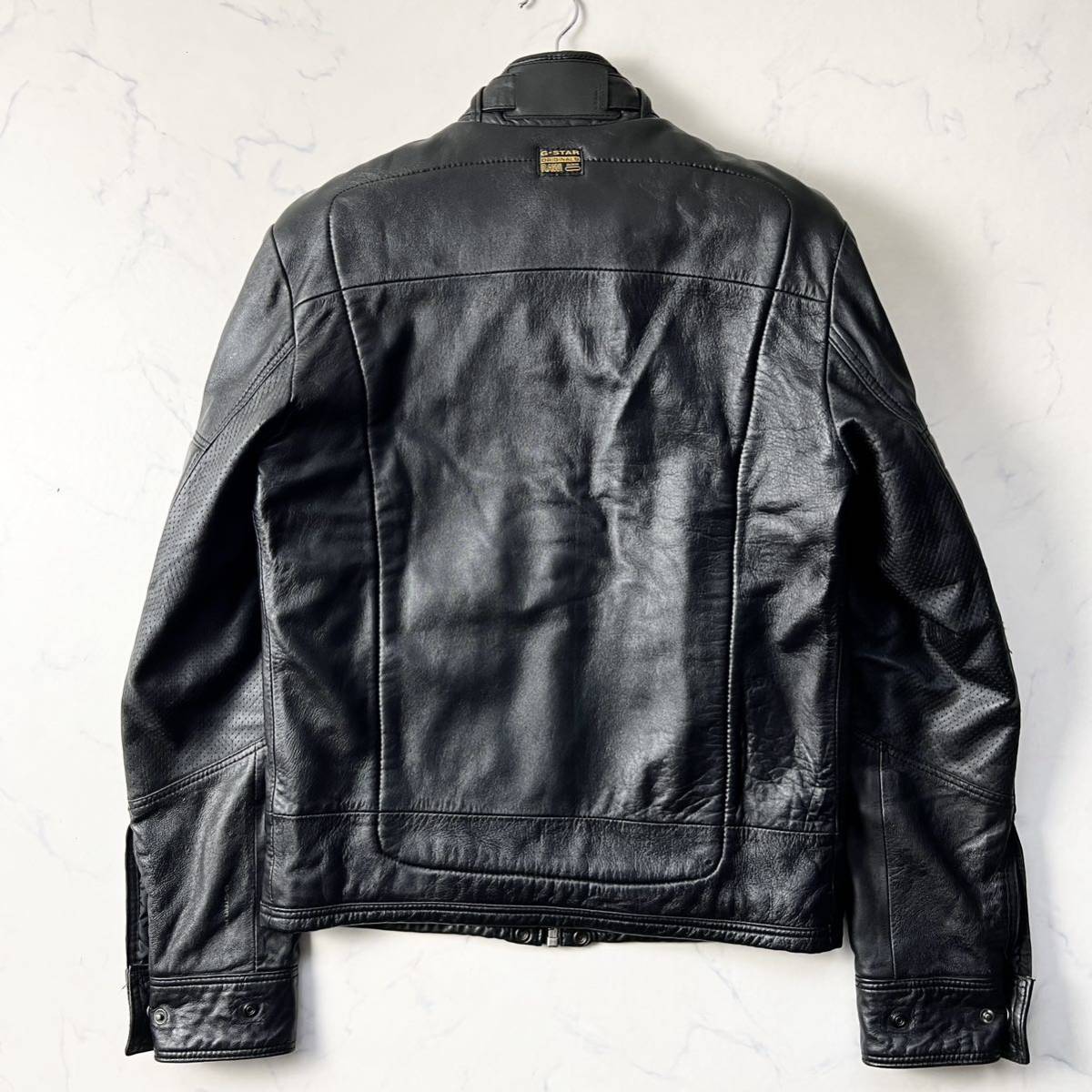 A31 G-STAR RAW【大人の余裕】カウレザー ライダースジャケット シングル 牛革 キルティング裏地 ブラック M ジースターロウ_画像6