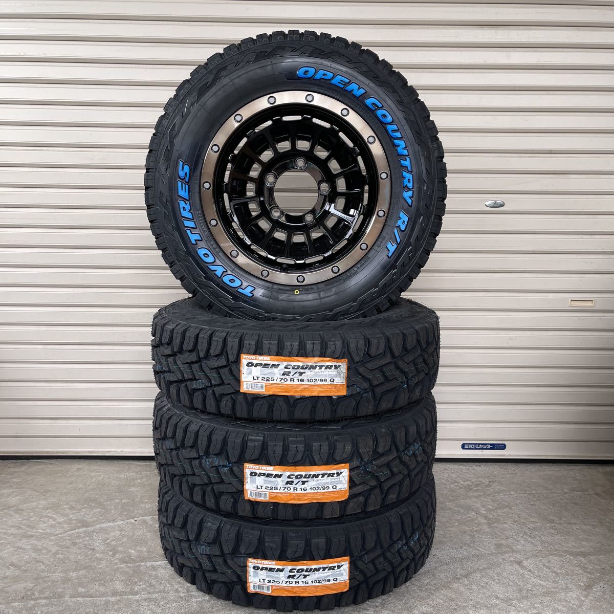 バークレイハードロック　ローガン◆ TOYOオープンカントリーRT 225/70R16◆16×6J-5 139.7-5H◆ジムニー　シエラ　ホワイトレター_画像1