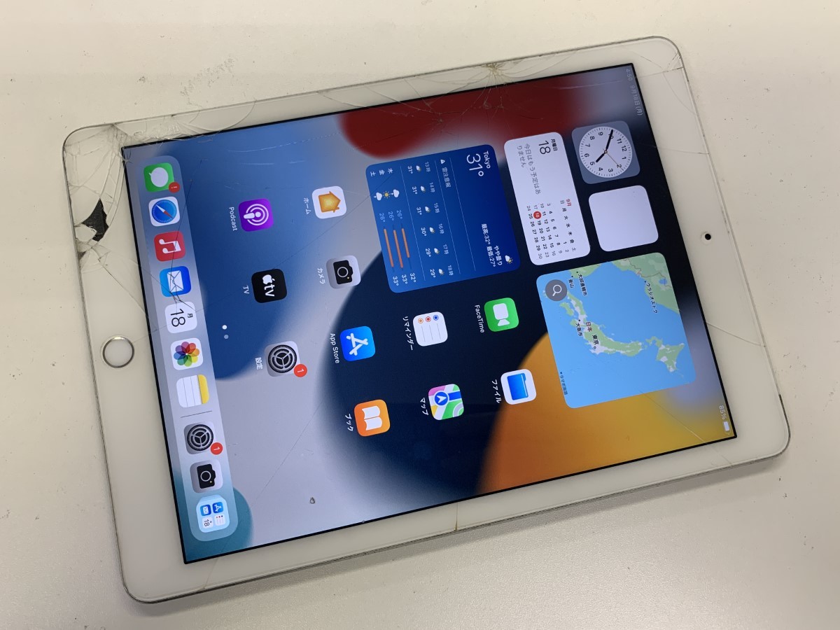 ★送料無料★ジャンク★docomo★A1567iPad Air 2 Wi-Fi + Cellular 16GB★シルバー★0326000584★SYS★02/22