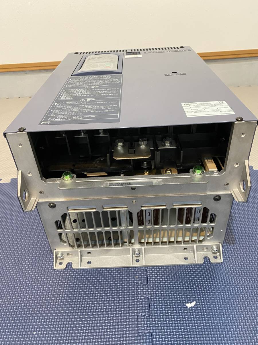 FRN30VG1S-2J ほぼ未使用 富士電機 インバータ インボイス対応 FRN30VG1S-2J ほぼ未使用 富士電機 インバータ インボイス対応