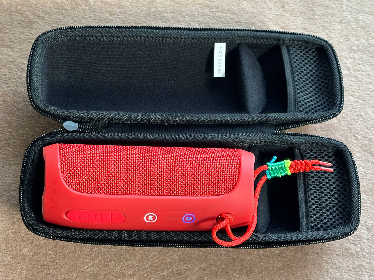 JBL スピーカー Bluetooth パッシブラジエーター FLIP 4 フリップ4 RED 赤 IPX7 防水 専用ケース付_画像9