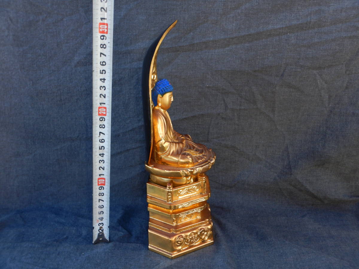 仏教美術 仏像 木製 純金箔張り 高さ：３０．７cm 釈迦如来像 釈迦如来 大日如来 阿弥陀 如来仏 降魔印 金箔張り 座仏 佛像_画像2