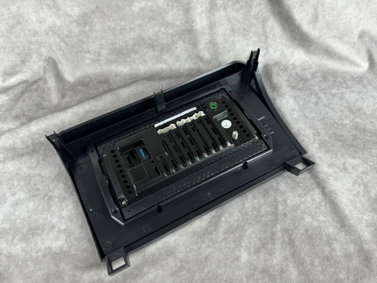 10インチ 50系 タンドラ 専用 パネル iPhone CarPlay アンドロイド ナビ ディスプレイオーディオ 画質 新品 バックカメラ付 2GB/32GBの画像4