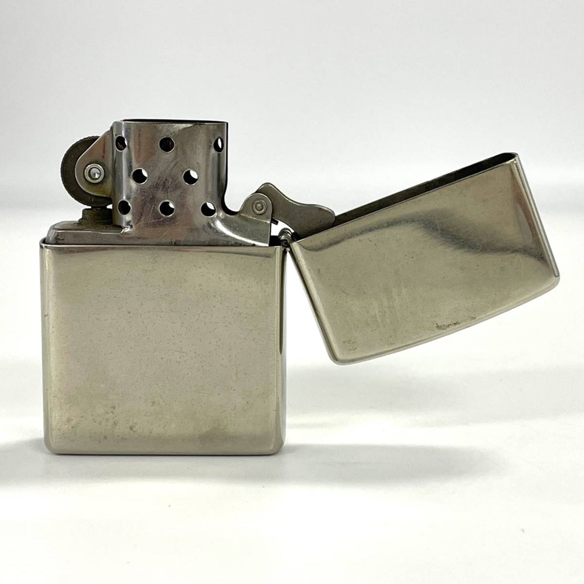 【2M44】 1円スタート ZIPPO / A XVI ジッポー LIMITED NO.0371 限定品 リミテッド 火花確認済み シルバーカラー オイルライター 喫煙具 _画像7