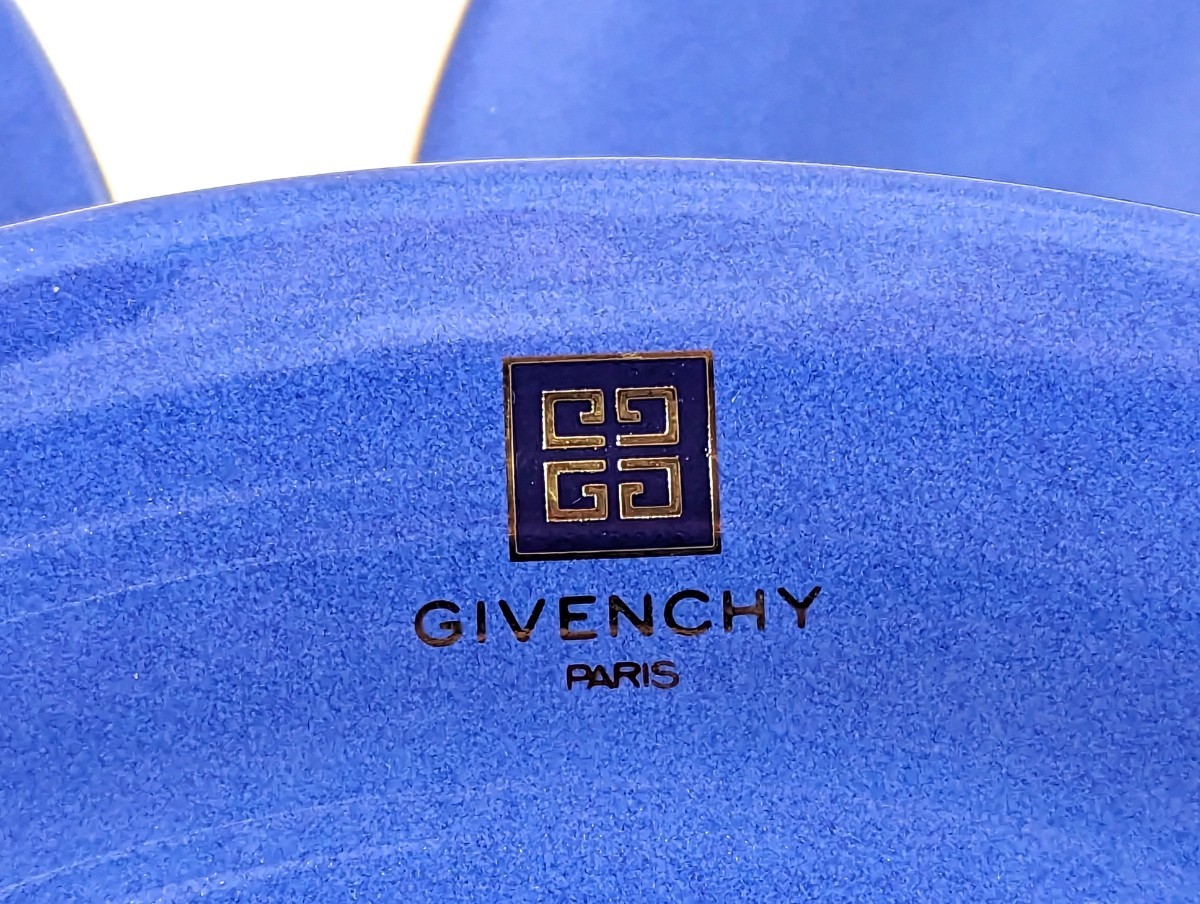 GIVENCHY  ジバンシー  ブルー  プレート 大皿 5枚セット 直径 25cm×高さ2.8cm ぐらいです 未使用品 元箱はありませんの画像3