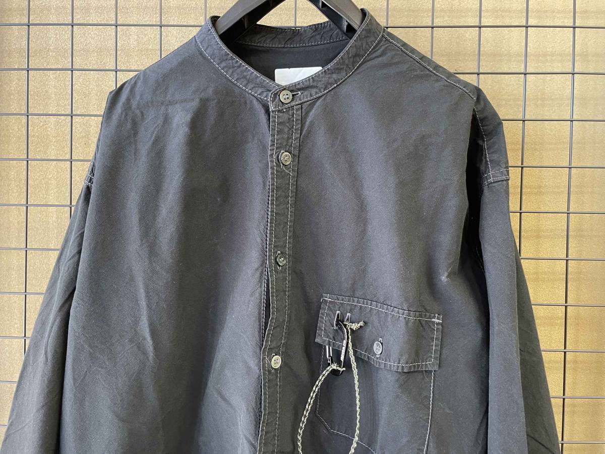 【and wander/アンドワンダー】CORDURA typewriter band collar shirt size2 BLACK MADE IN JAPAN タイプライター バンドカラーシャツ 1LDK_画像2