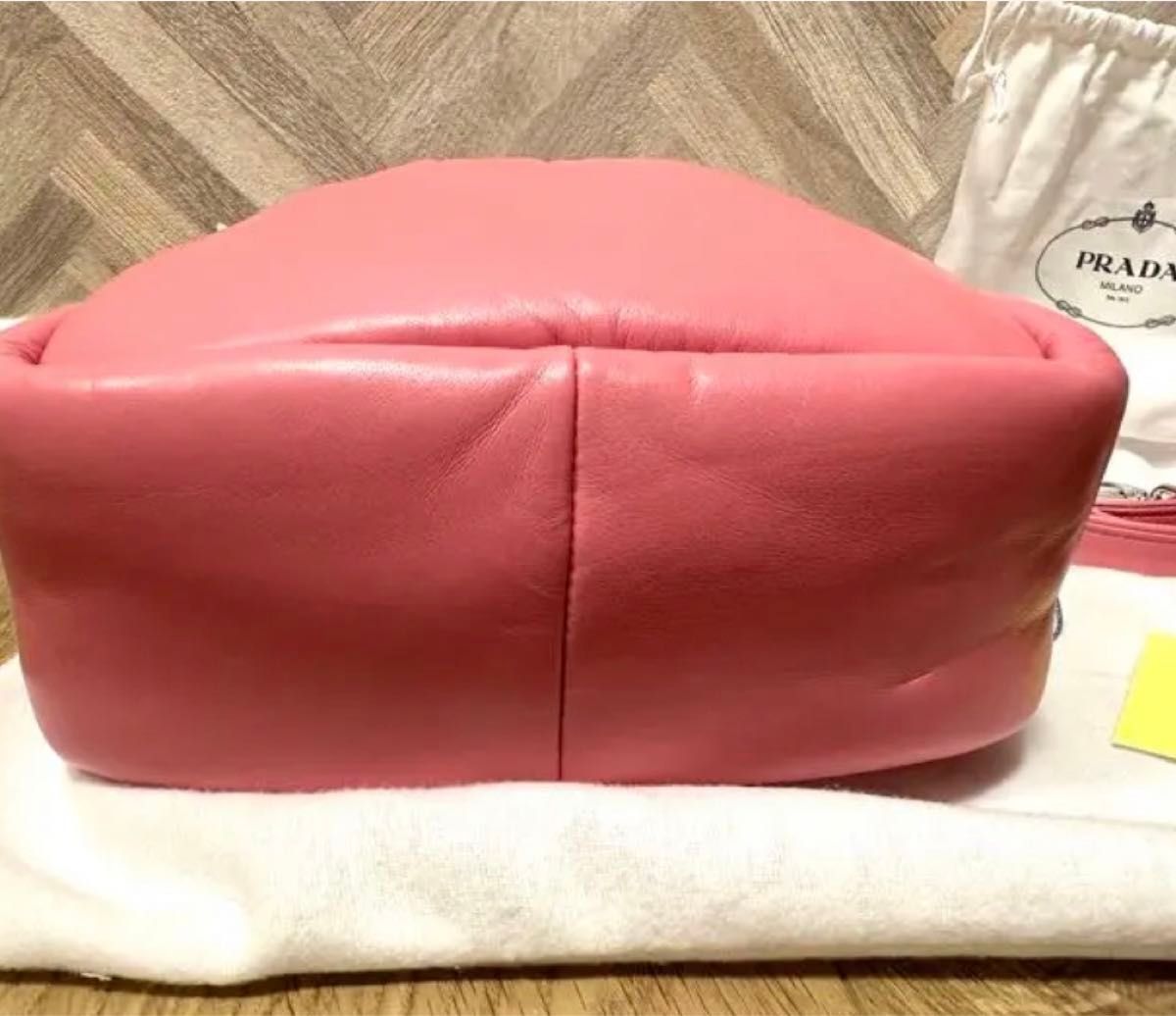 PRADA】ソフトパデッドナッパレザーミニハンドバッグ|Yahoo PRADA】ソフトパデッドナッパレザーミニハンドバッグ|Yahoo