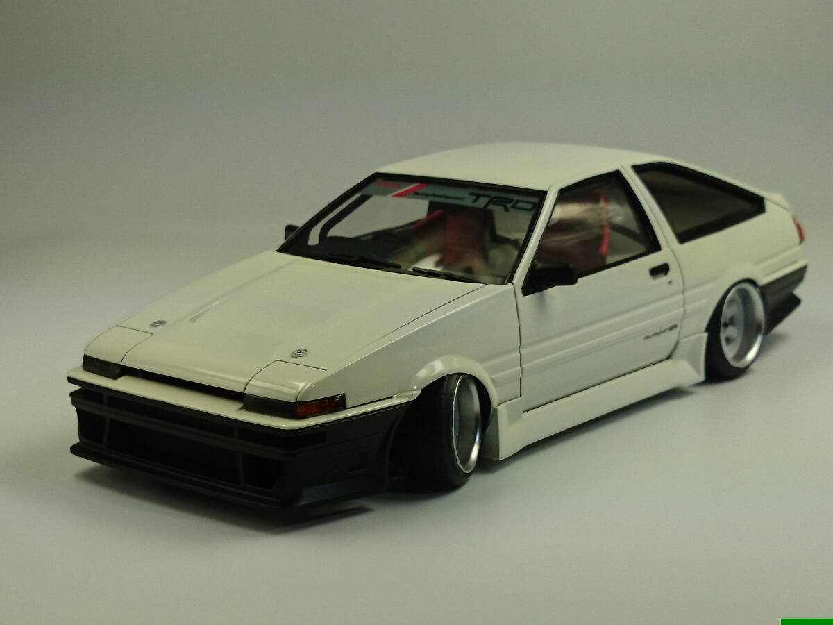Yahoo!オークション - アオシマ 1/24 トヨタ AE86 トレノ 完成品 Yahoo!オークション - アオシマ 1/24 トヨタ AE86 トレノ 完成品