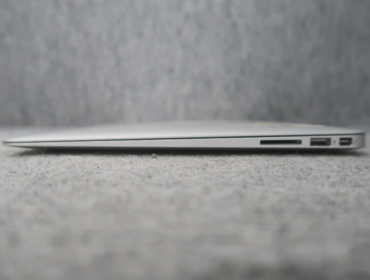 Apple MacBook Air (13-inch Mid 2011) Core i7-2677M 1.8GHz 4GB ノート ジャンク N76634_画像7