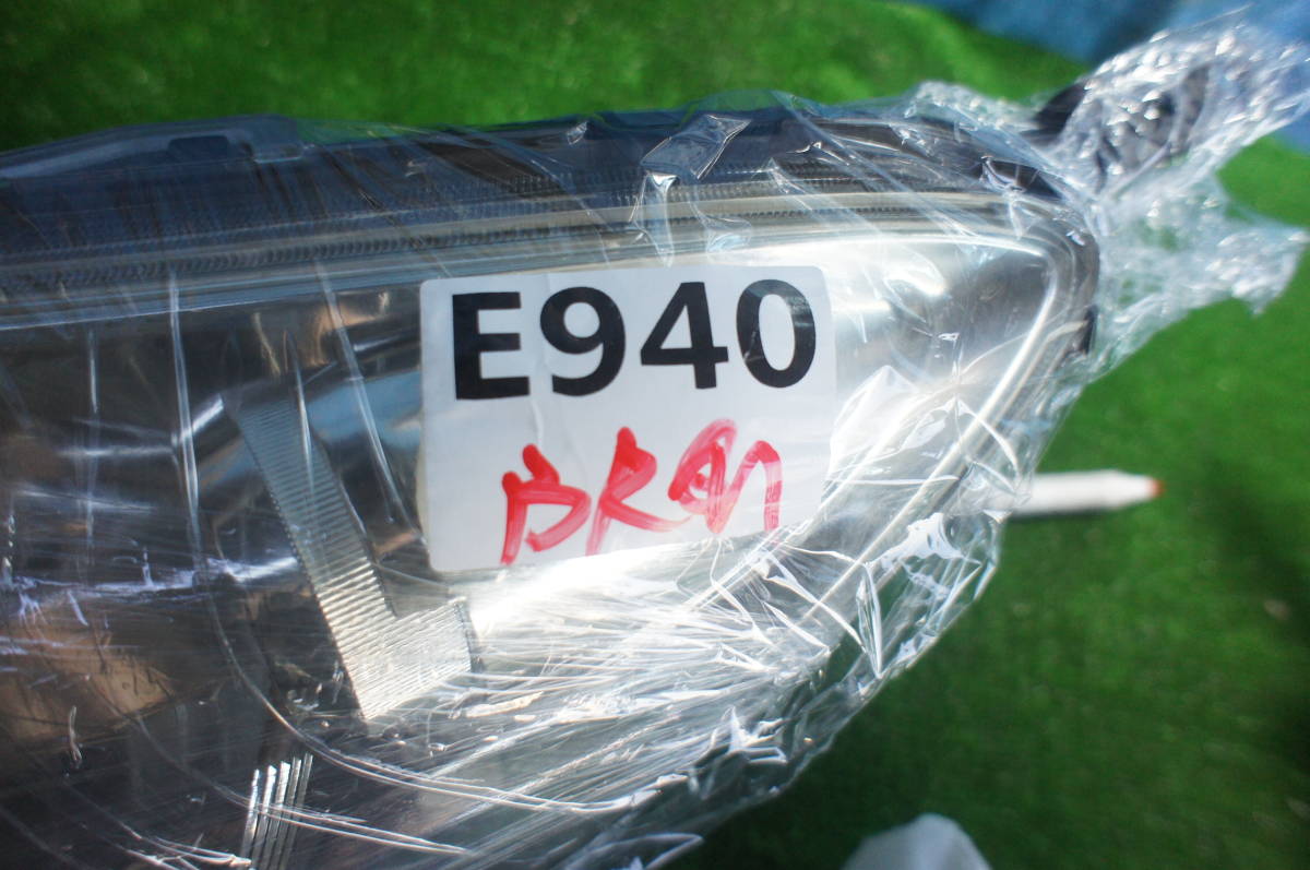 E940 BRM 　 スバル レガシィ BRG/BR9/BRF/BRM用純正HIDヘッドライト _画像8