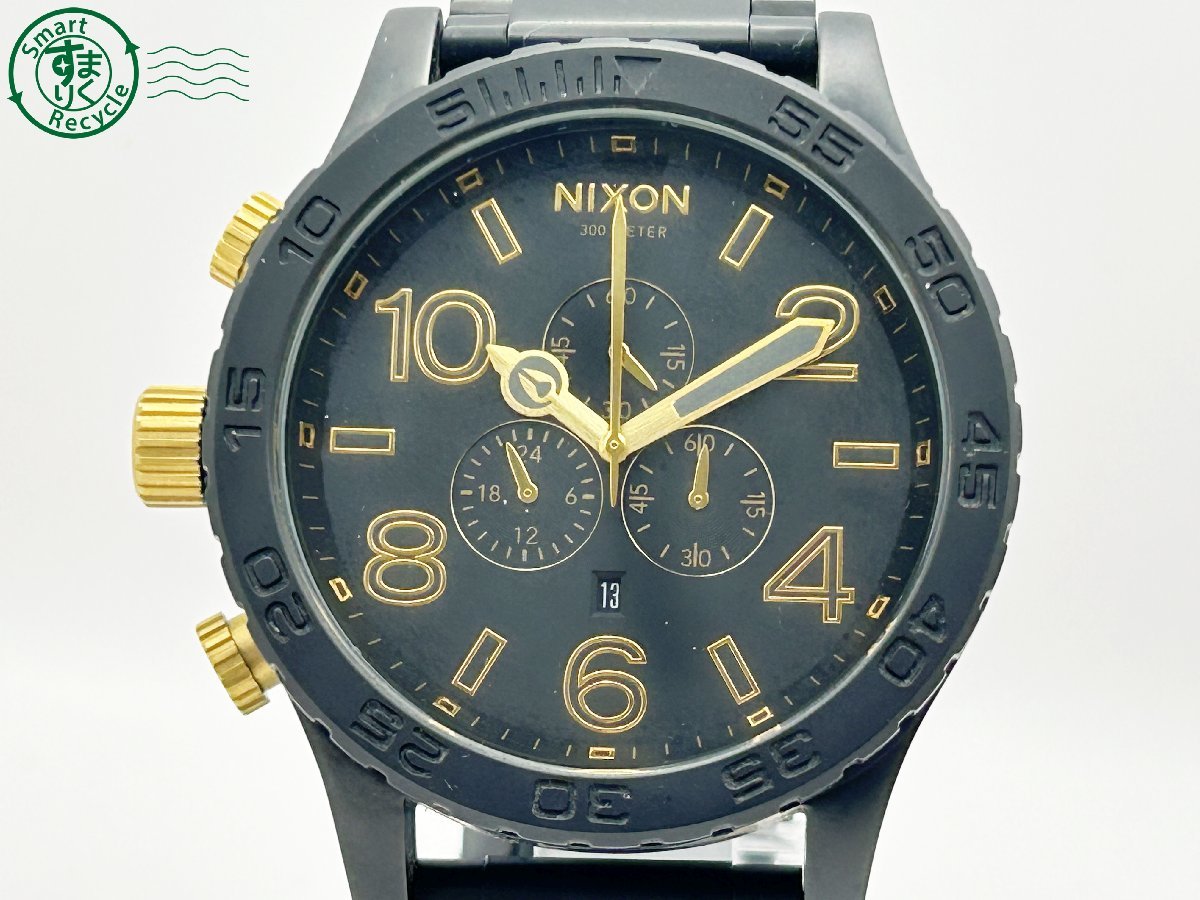 2402415223 ◇ NIXON ニクソン THE 51-30 クロノグラフ 黒文字盤 ブラック ゴールド デイト 箱付き メンズ QUARTZ QZ 腕時計 中古の画像3