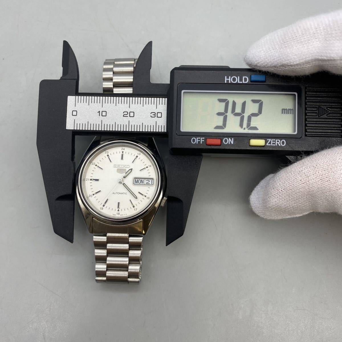 【Q-148】　可動品　SEIKO セイコー 840541 自動巻き 腕時計 シルバーカラー 17号 総重量72.6g 直径34.2㎜ _画像9