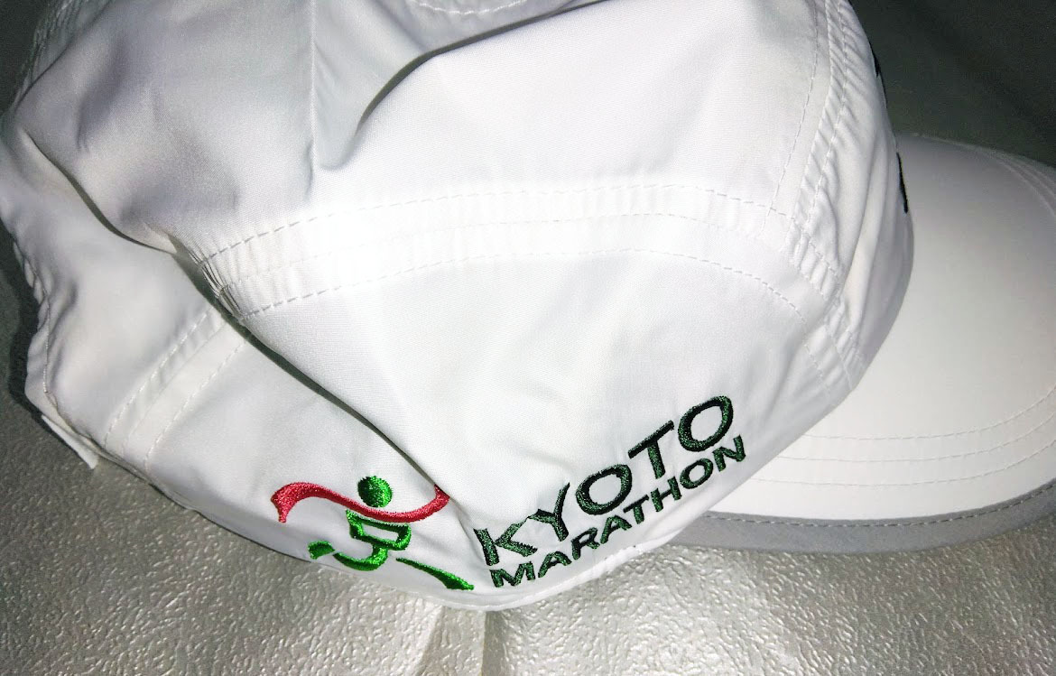 ★京都マラソン2024 令和6年2月18日 大会公式キャップ 帽子 美品 未使用新品 CW-X ホワイト 白色の画像2