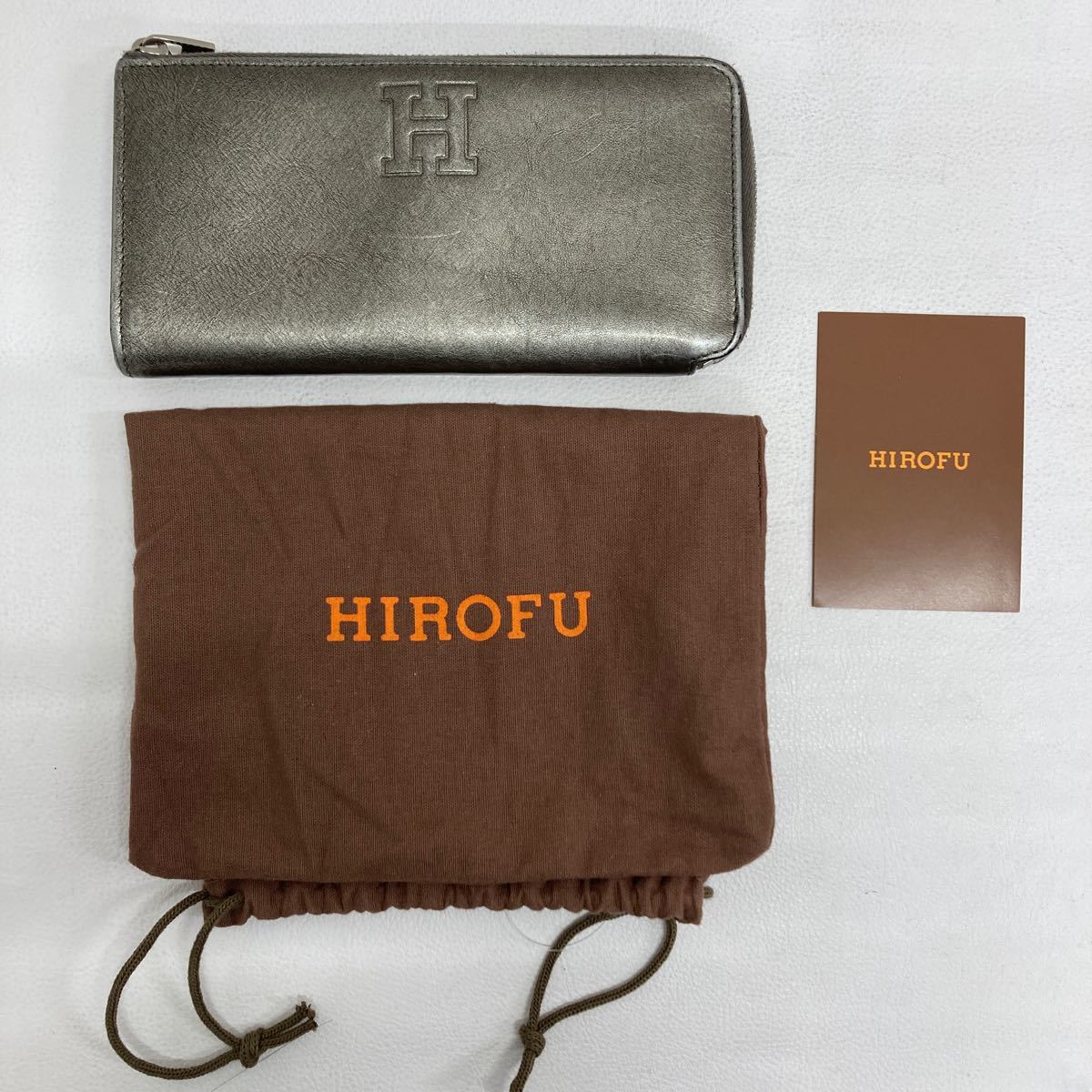 □8882 HIROFU ヒロフ 長財布 ウォレット シルバーグレー カード入れ お札入れあり 袋付き ロゴ ウィメンズ_画像10