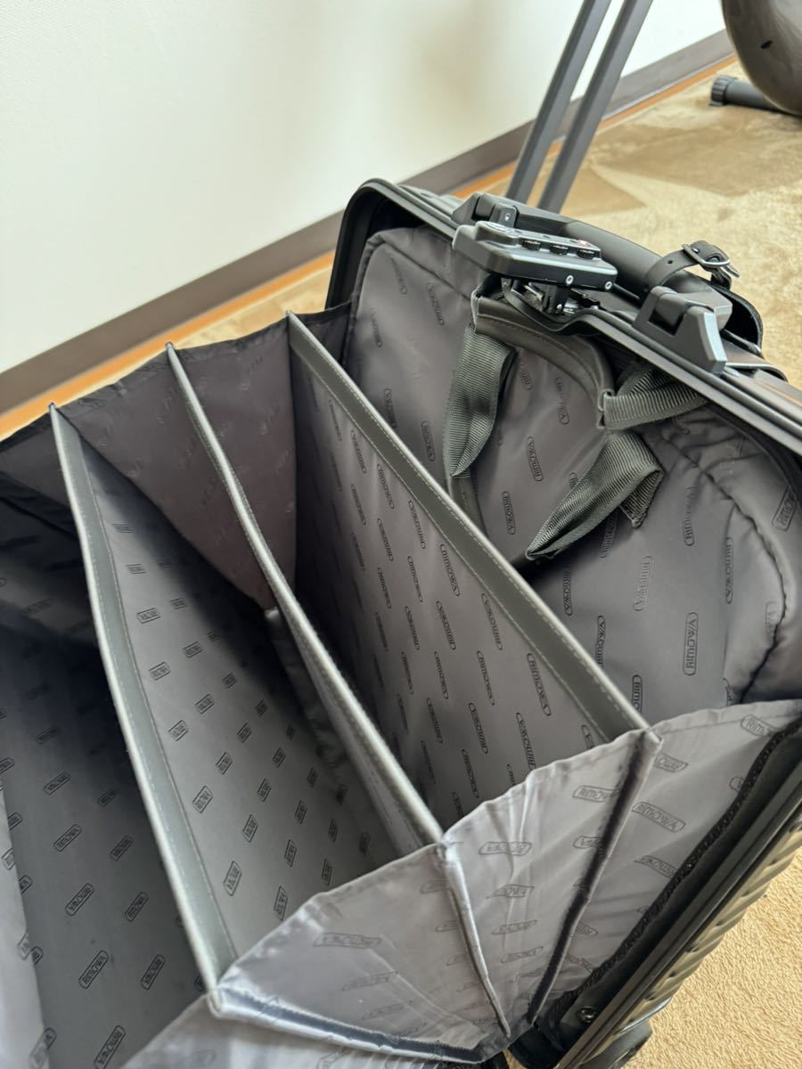 Yahoo!オークション - 最終値下 廃盤 RIMOWA エイジング Yahoo!オークション - 最終値下 廃盤 RIMOWA エイジング