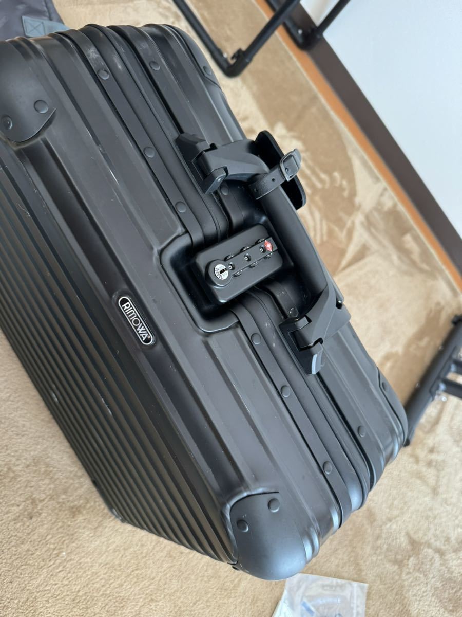 Yahoo!オークション - 最終値下 廃盤 RIMOWA エイジング Yahoo!オークション - 最終値下 廃盤 RIMOWA エイジング