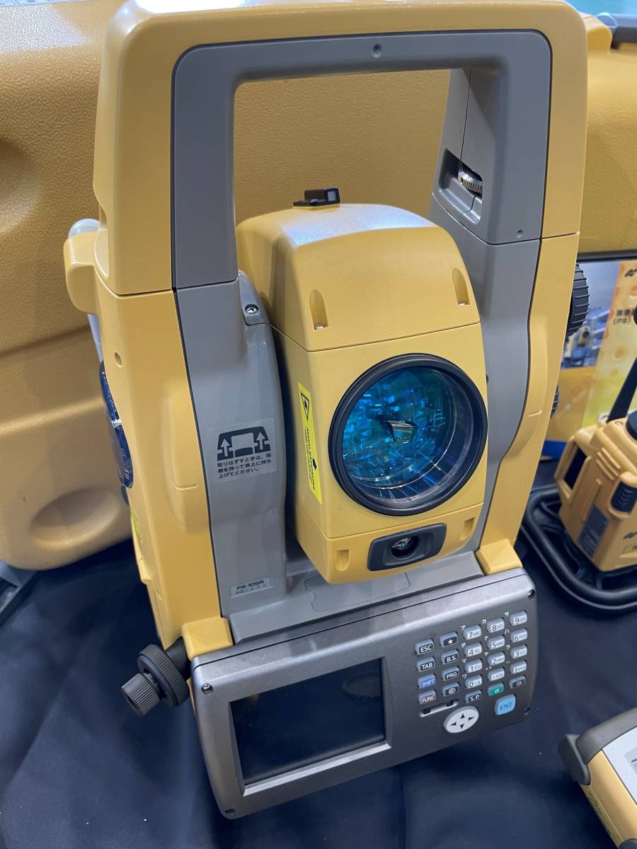 【埼玉発/第12弾】一式 TOPCON　PS-105A　FC-250　RC-5　プリズムユニット×２　三脚×３　トータルステーション　測量　トプコン 自動追尾_PS-105A