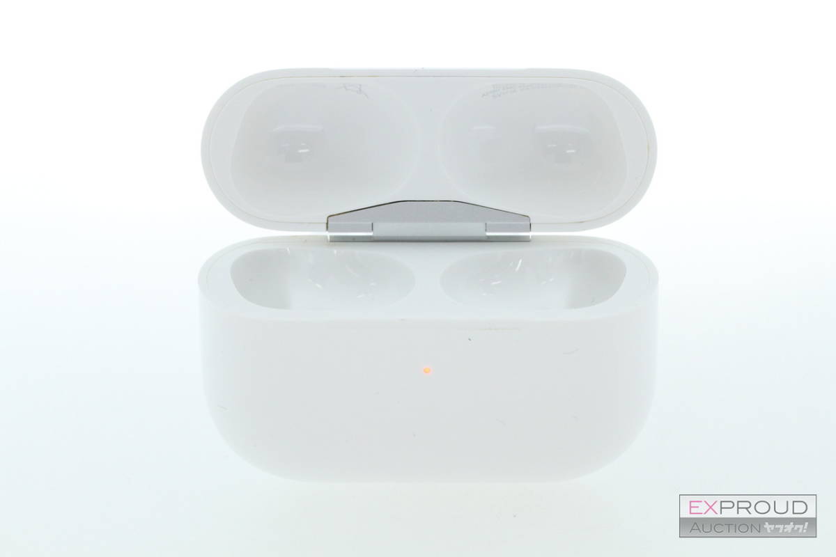 中古品★R33 Airpods Pro Charging Case エアーポッズ プロ チャージングケース 充電ケースのみ A2190 第1世代 純正 Bluetooth 動作確認済の画像3