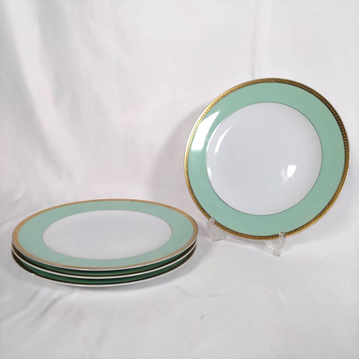 大倉陶園 高級シリーズ メイグリーン デザート皿 直径20㎝ 4枚 1595MAYGREEN お皿 食器 洋食器 1枚欠けあり KB2104_画像1
