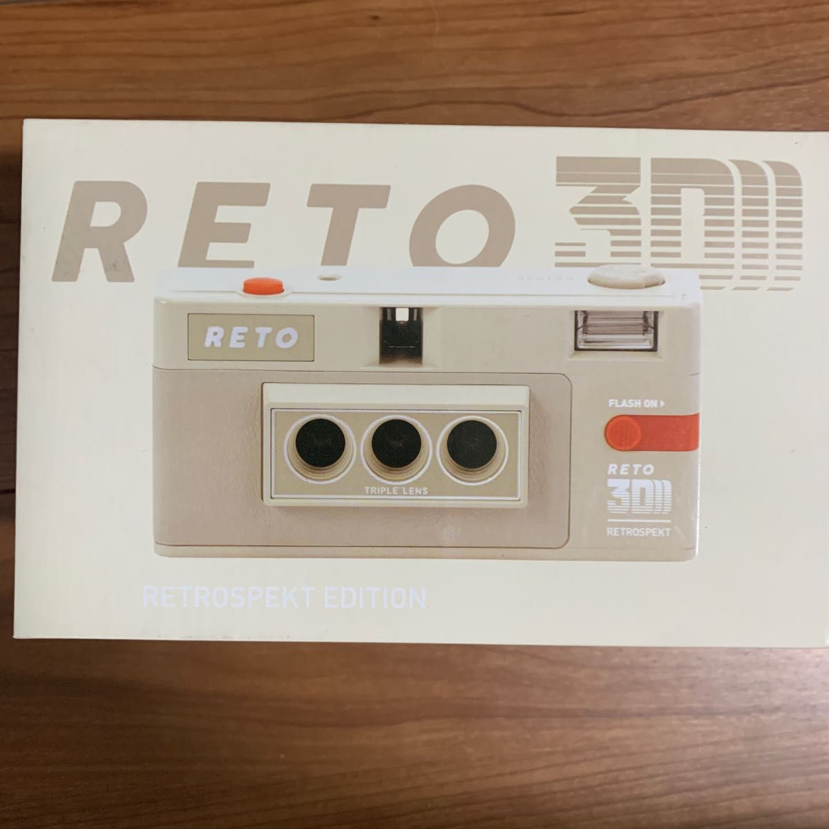 新品未使用　RETO Reto3D 35mm 3D フィルム カメラ - レトロ レンチキュラー 3D 効果 
