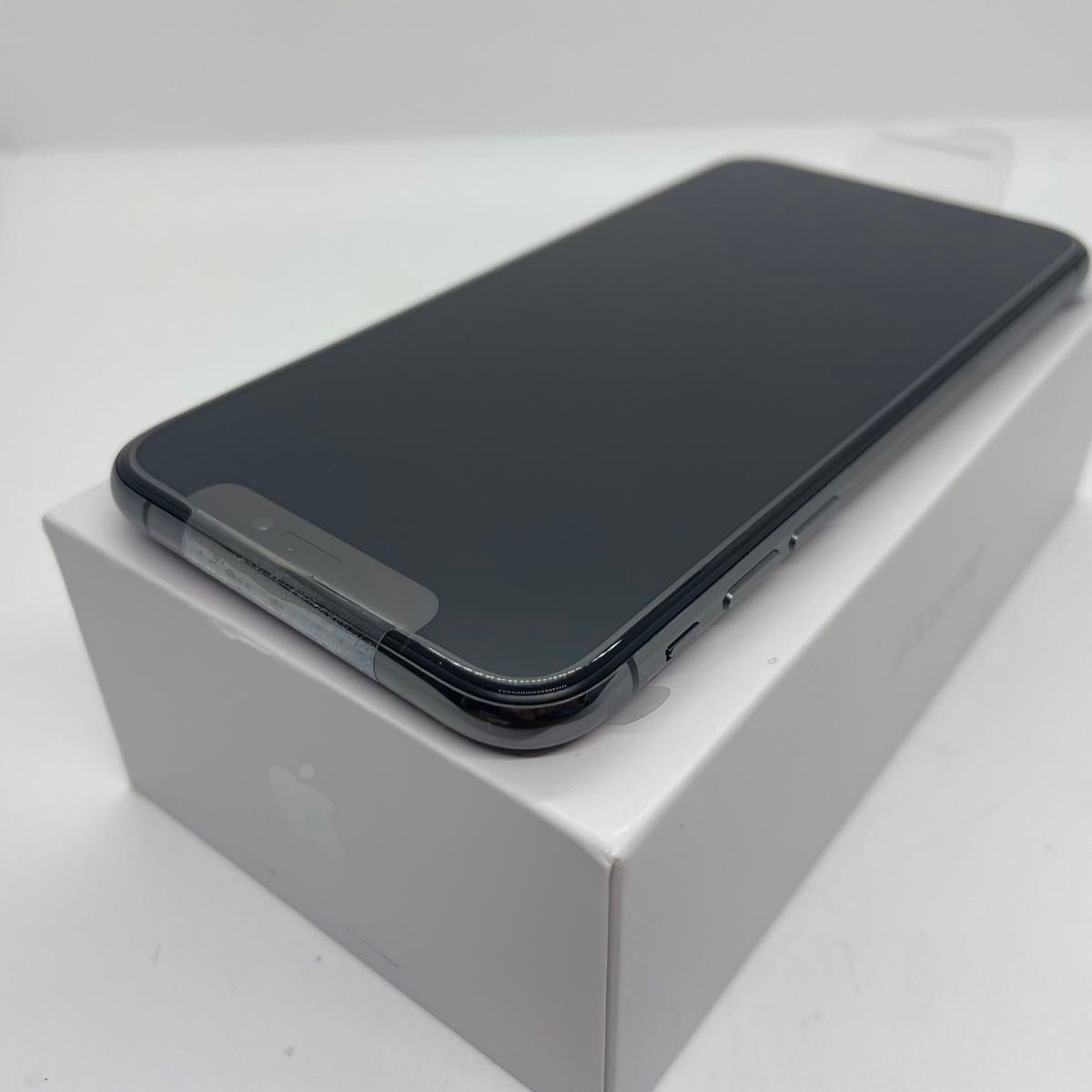 【新品】iPhone Xs グレー 64 GB SIMフリー 本体（17366）